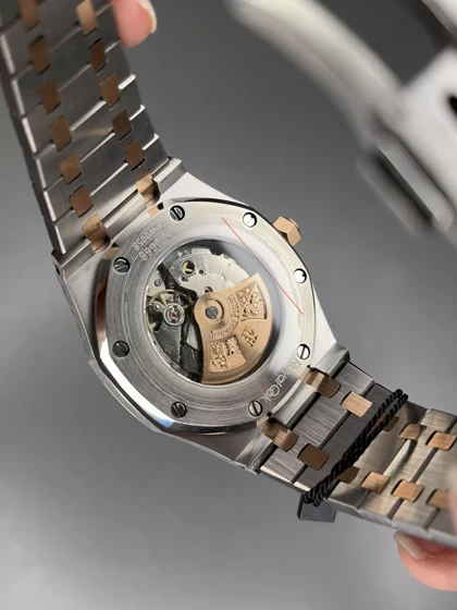 ساعت مچی اودمار پیگه اتوماتیک بند سیلور رزگلد Audemars Piguet