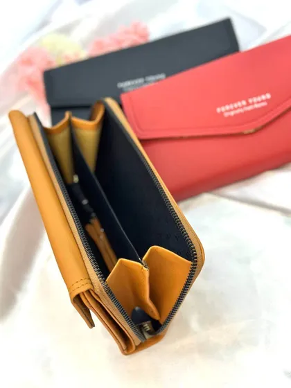 کیف پول زنانه