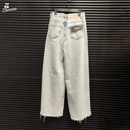 شلوار جین زنانه فول بگ زاپ‌دار یخی کد 18