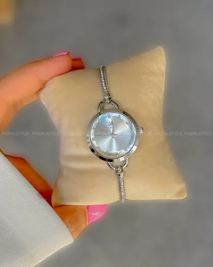 ساعت نگینی دخترانه
