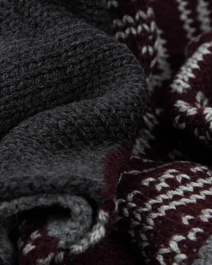 شال گردن بافت طرح دار