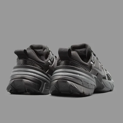 نایکی وی تو کی مشکی نقره ای Nike V2K Run Black Silver