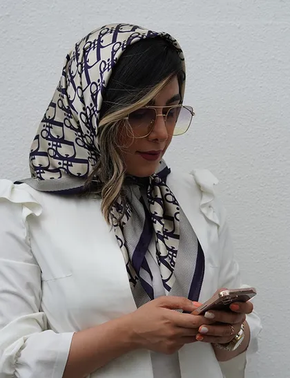 روسری ساتن ابریشم از برند دیور امیلی