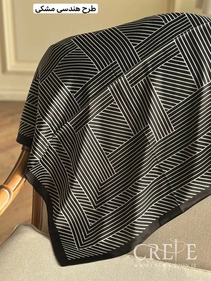 مینی اسکارف طرح هندسی