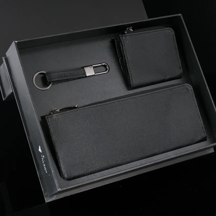 ست هدیه مردانه چرم یلسان رادمهر کد RDN-KIA-HRM-092