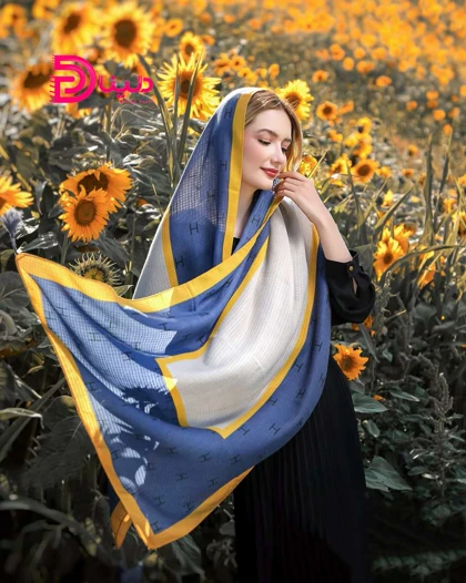 شال وسط ساده هرمس پاییزه