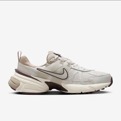 نایک وی تو کی ران Nike v2k run کد 600