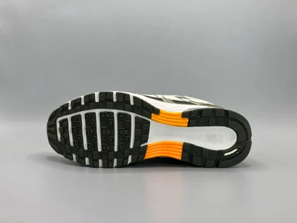 کتانی نایکی P6000 سفید کرم سبز/Nike