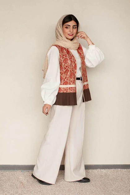 جلیقه زنانه بلند باتیک طلاکوب مدل گل نقش