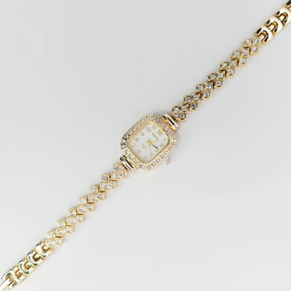 ساعت مچی زنانه مجلسی EHHE نگین‌دار با موتور کوارتز