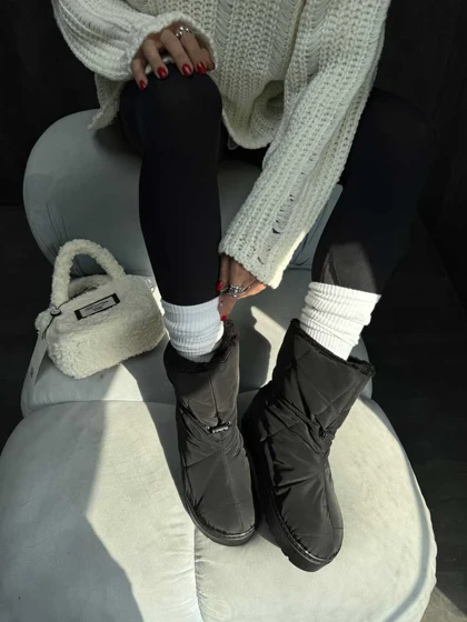 نیم بوت کاپشنی PRADA