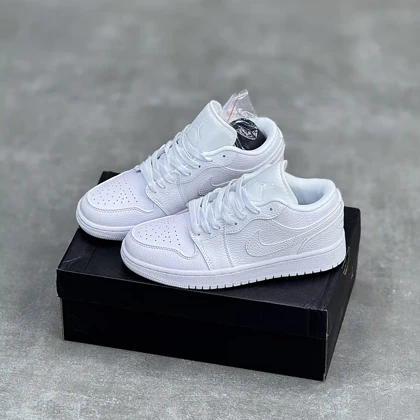 کفش نایک ایر جردن وان لو تمام سفید Nike Air Jordan 1 Low Triple White