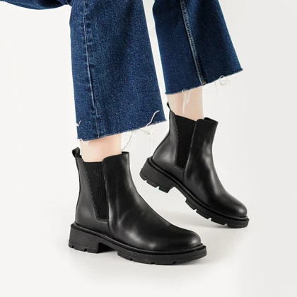 بوت و نیم بوت زنانه و دخترانه مدل دو بر کش رنگ مشکی کد M599