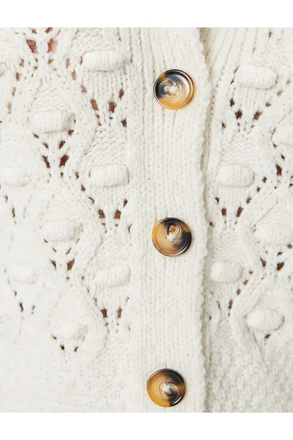 لباس بافتنی ژاکت کش باف پشمی روباز یقه آستین بلند دکمه دار 5WAK90054HT