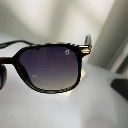 عینک دیوید بکهام مدل David Beckham old2930s اوتلت (دارای ایراد)