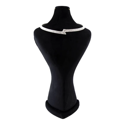 طوق نگینی زنانه سه لاین