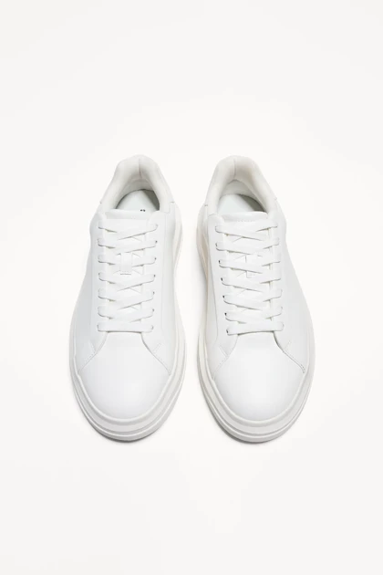 کتانی مردانه اورجینال bershka bershka