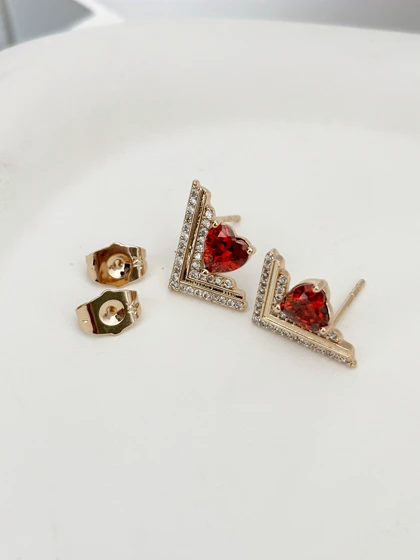 گوشواره ژوپینگ مینیمال قلبی قرمز کد579 کد 579