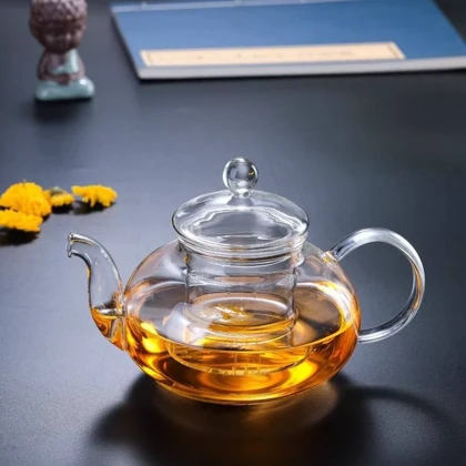 قوری پیرکس در دو طرح