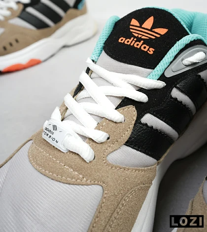 کفش کتانی مردانه قهوه ای ADIDAS torsion