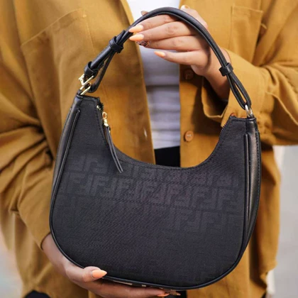 کیف دوشی فندی Fendi Bag A01