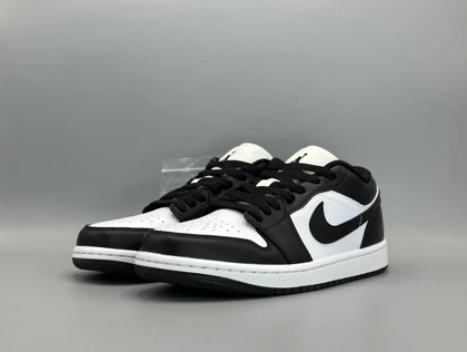 کتانی نایکی جردن1لو پاندا سفید مشکی/Nike Air Jordan1 low