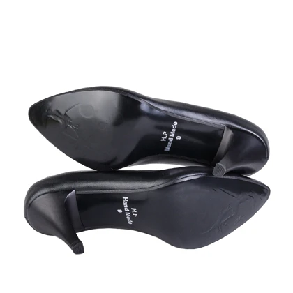 کفش چرم پاشنه‌دار زنانه 60