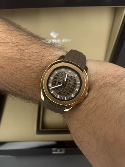 ساعت مچی پتک فیلیپ آکوانا قاب رزگلد اتوماتیک بند قهوه ای Patek Philippe Aquanaut
