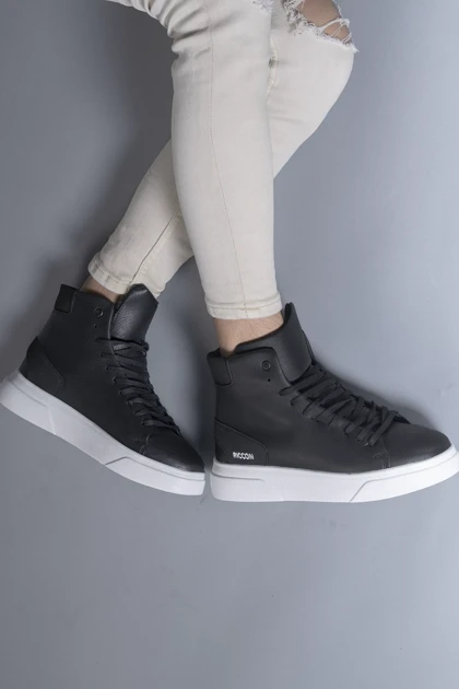 بوت و نیم بوت مردانه ریکن riccon