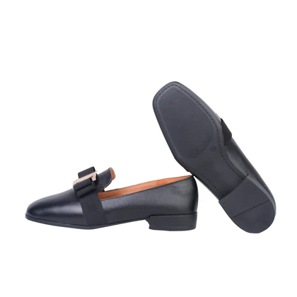 کفش چرم کالج زنانه 221