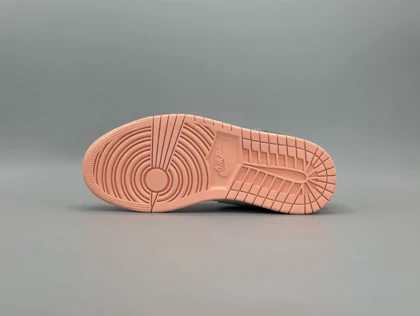 کتانی نایکی جردن1لو مدر روت/Nike Air Jordan1 low