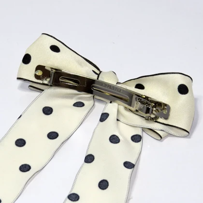 گیره مو زنانه مدل G_Lnd_3133