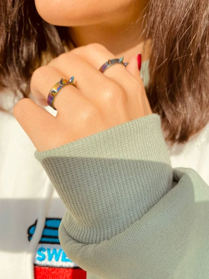 انگشتر تیغ تیغی هولوگرامی استیل