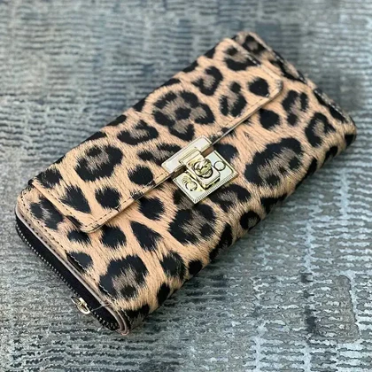 کیف پول زنانه و دخترانه پلنگی پیچی مدل MSN22-18
