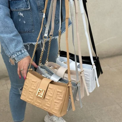 کیف زنانه فندی Fendi Baguette Bag A01