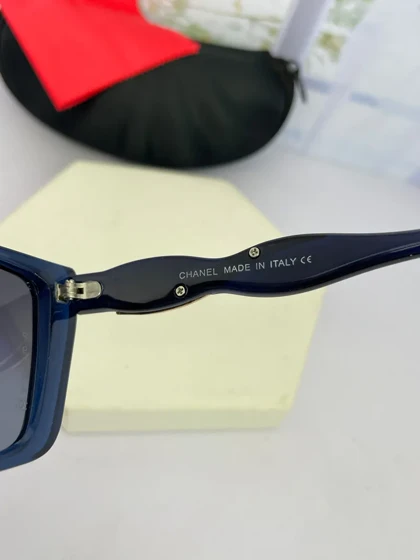 عینک آفتابی زنانه شنل کد p9644