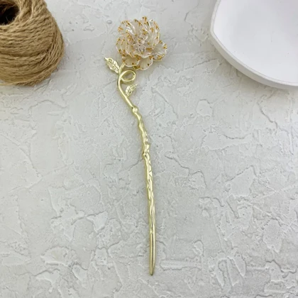 کانزاشی مو زنانه فلزی طرح گل با جلوه طلایی مدل آوریلا