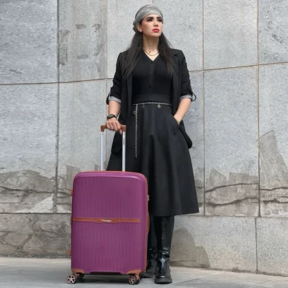 چمدان نشکن تراولگو مدل TRAVEL GO - TV7575 TRIP TIME SERIES سری 4 عددی ( به همراه چمدان آرایشی هدیه )