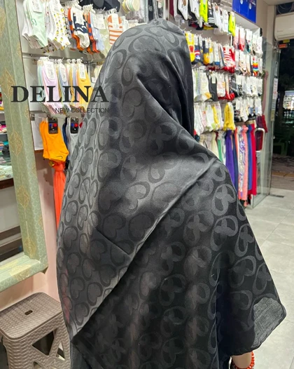 روسری مشکی نخ ابریشم مارک