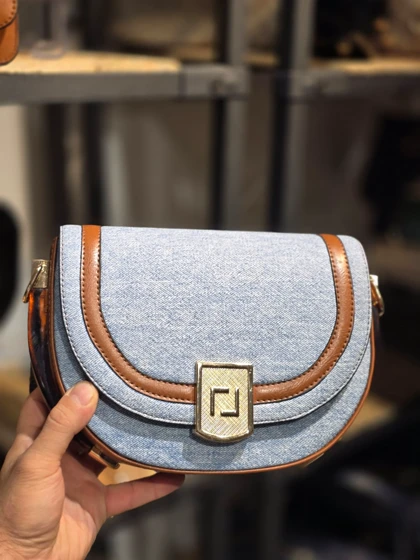 کیف دخترانه اکلا FENDI