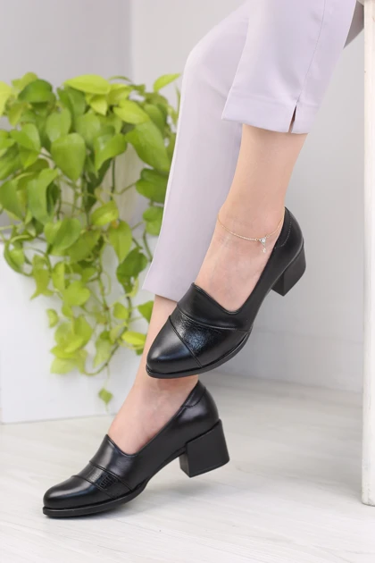 کفش زنانه پرسنلی پاشنه‌دار کد 686