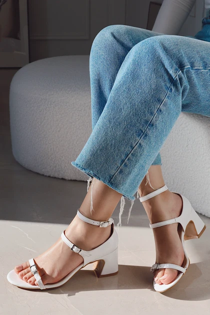 کفش پاشنه‌بلند کلاسیک زنانه polka-store polka-store