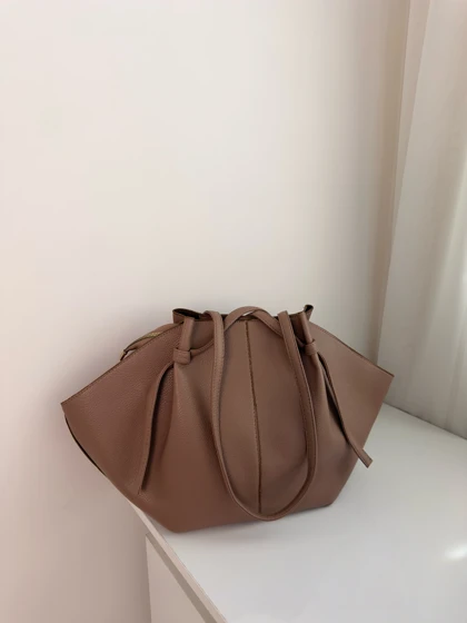 کیف بزرگ شرلی