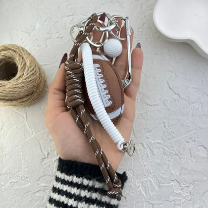 آویز کیف طرح توپ بیسبال چرمی