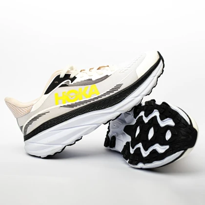 کتانی هوکا وان باندی کرمی hoka one bondi کد 275773