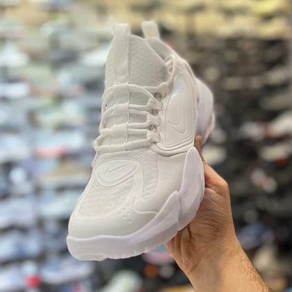 کفش راحتی مردانه نایکی مدل آلفا ساواچ Alpha savage تمام سفید