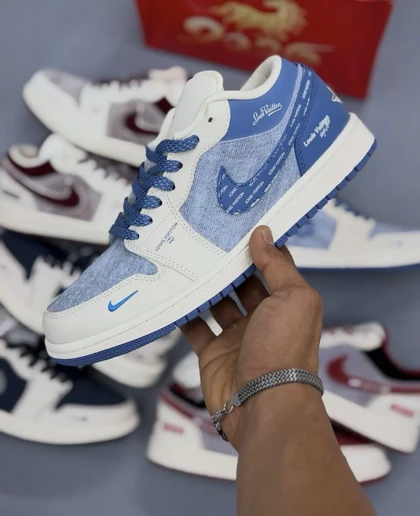 کتانی ویتنامی نایک ایر جردن وان لو لویی ویتون کاستوم آبیNike Air Jordan 1 Low Louis vuitton Custom