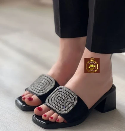 صندل روفرشی نگینی مجلسی زنانه جلو مربع