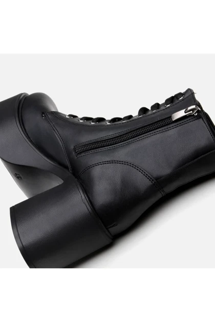 بوت و نیم بوت زنانه yaya-by-hotic yaya-by-hotic