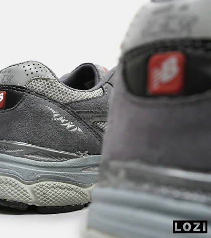 کفش کتانی طوسی NEW BALANCE 990